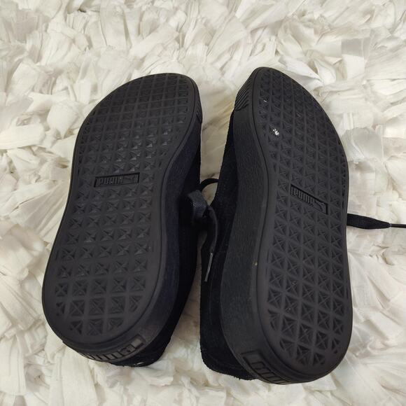 Puma Basket Low Top Shoes Womens Size 8.5 Black Suede Gold Metallic Toe Cap - Picture 13 of 14